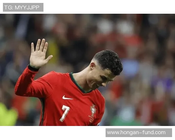 从河床到绿茵场足球明星的传奇成长之路